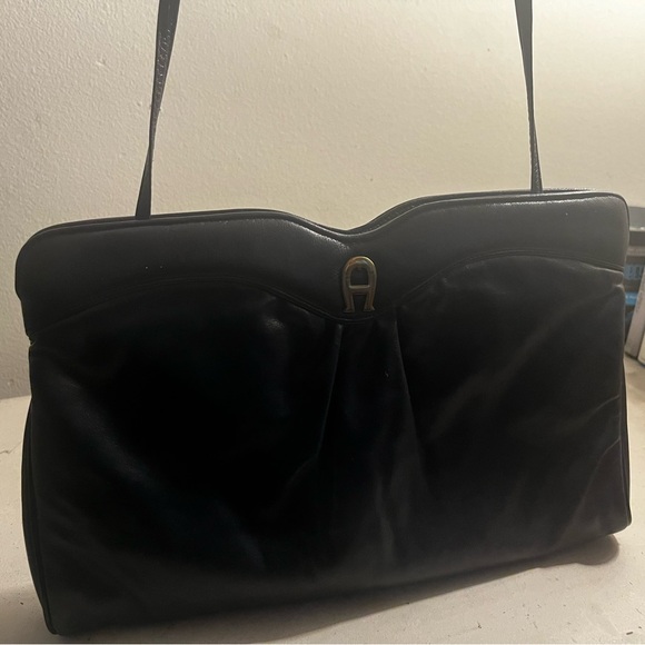 Etienne Aigner bag - Picture 9 of 9